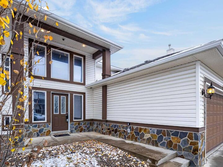 Property Photo:  246 Canals Circle SW  AB T4B 2Z6 