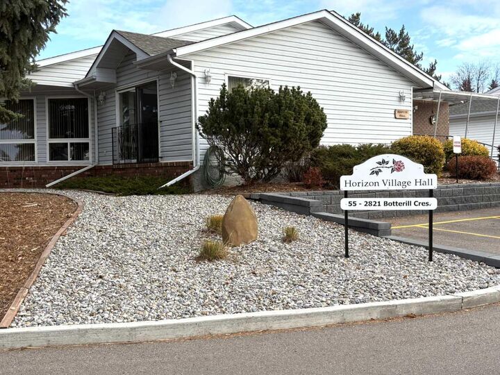 Property Photo: 2816 Botterill Crescent #73 AB T4R 2H7