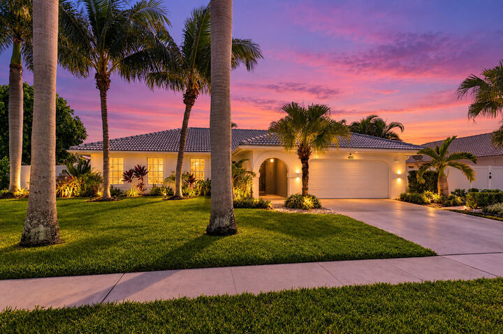 Property Photo:  400 NW 72nd Street  FL 33487 