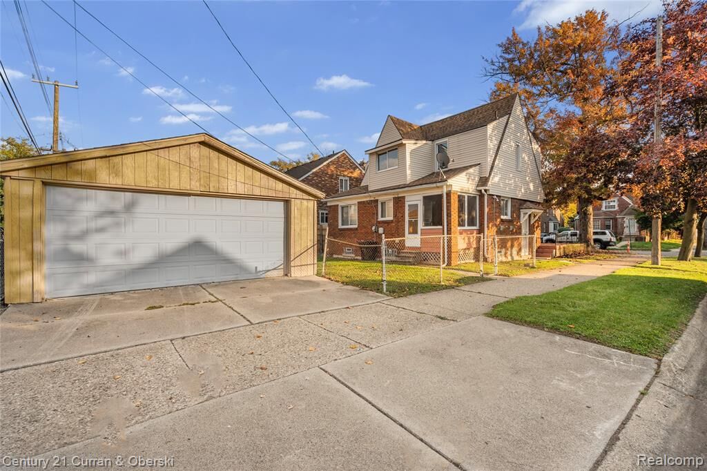 Property Photo:  8103 Sirron Street  MI 48234 