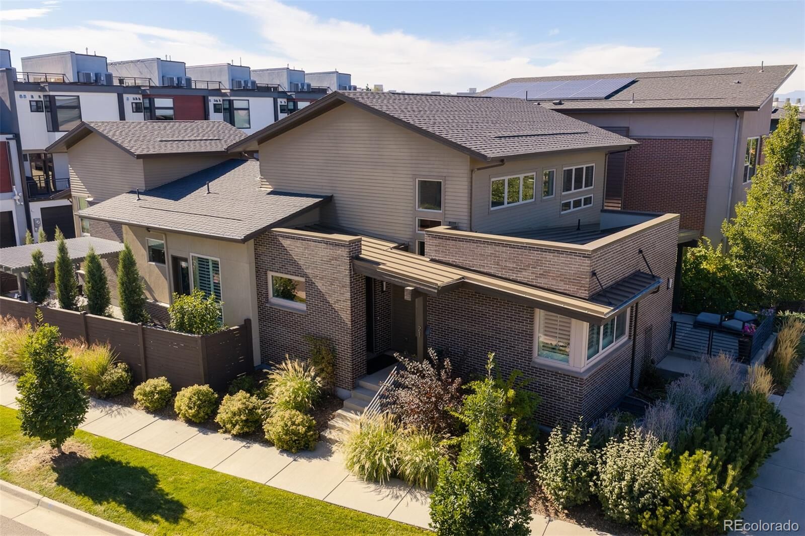 Property Photo:  21 Oneida Court  CO 80230 