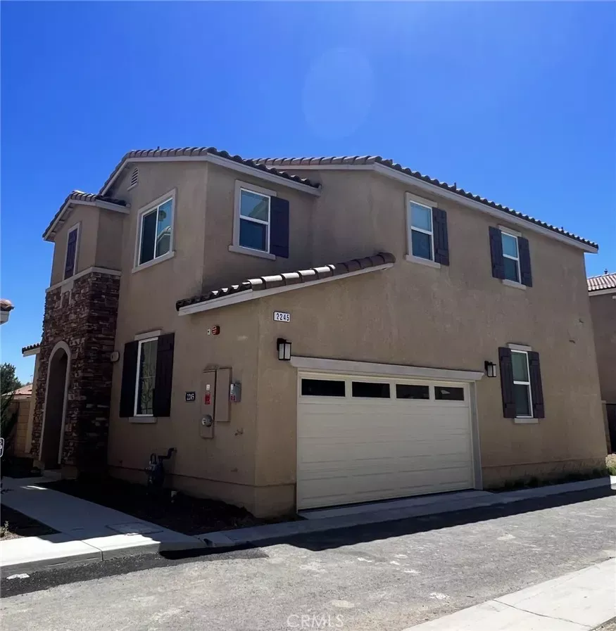 Property Photo:  2245 Autumn Court  CA 92571 