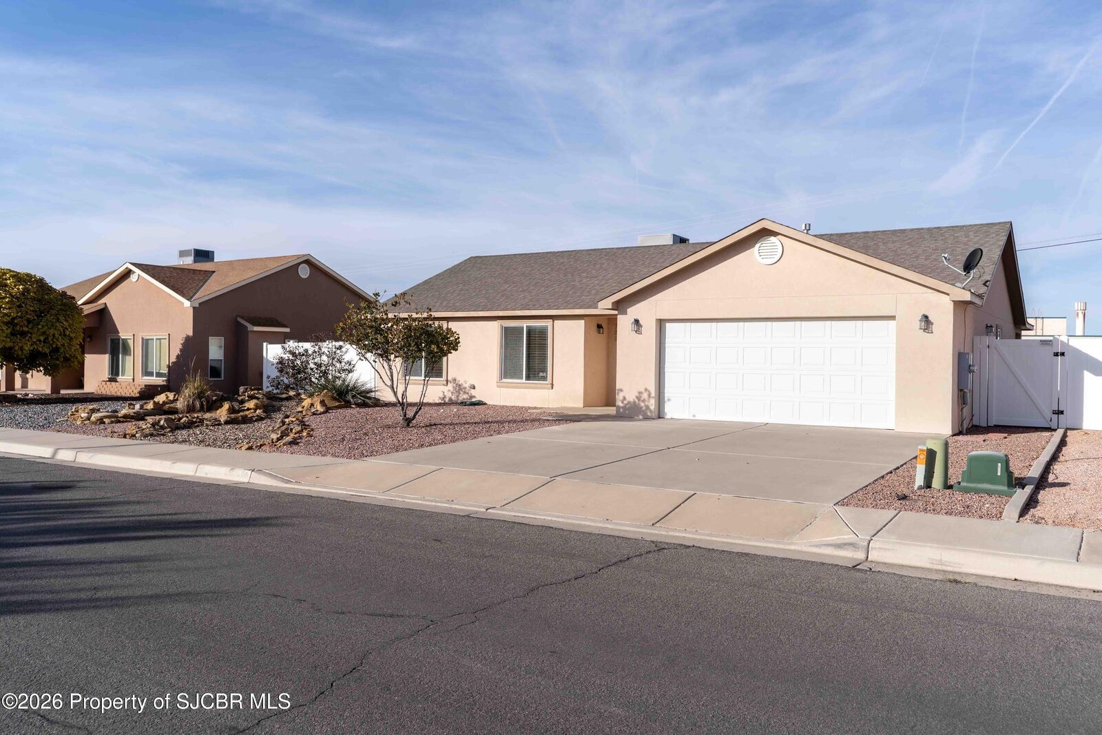 Property Photo: 709 Mesa Vista Drive NM 87401