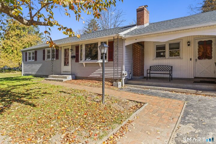 Property Photo:  27 Allen Street  CT 06082 