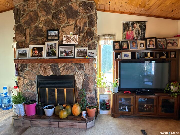 Property Photo: 1 Marion Crescent SK S9X 1B7