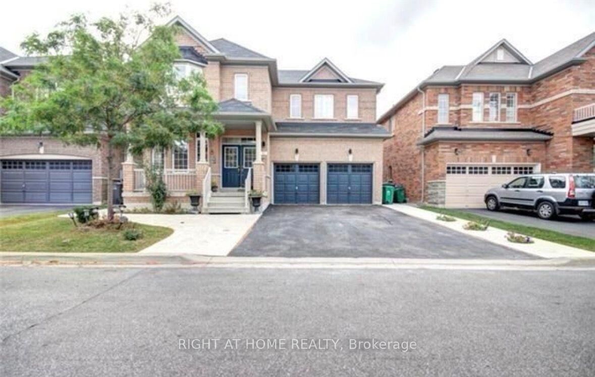 Property Photo:  65 Newington Crescent Main,2nd  ON L6P 3E8 