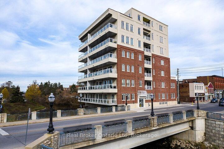 Property Photo: 80 9th Street E 601 ON N4K 1N4