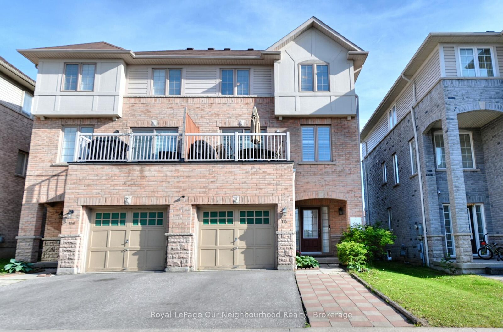Property Photo: 114 Barnham Street ON L1Z 0K7