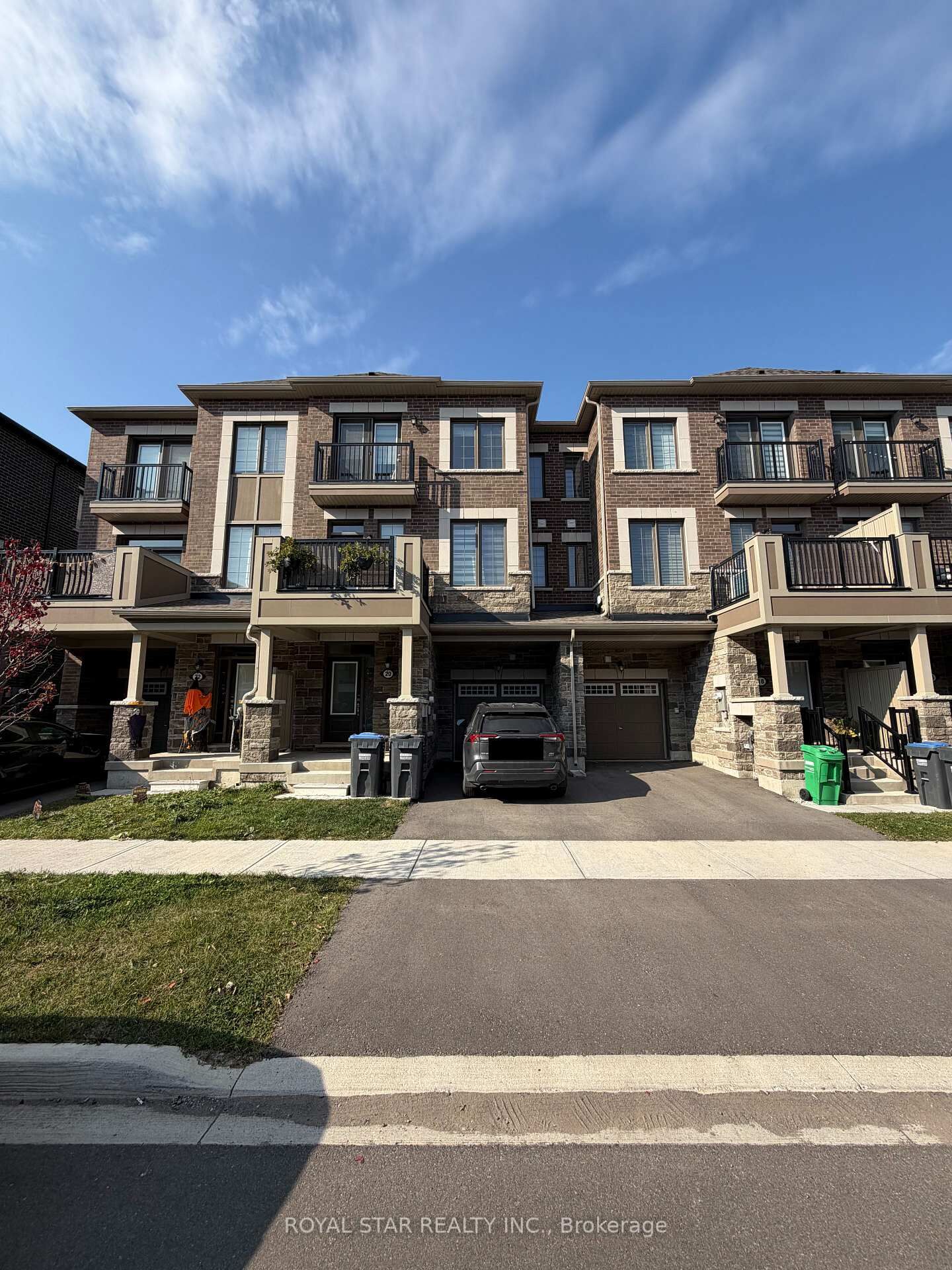 Property Photo:  20 Melmar Street  ON L7A 0B6 