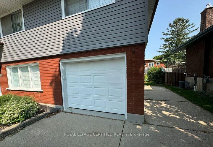 Property Photo:  62 Elkington Drive Bsmt  ON N2B 1S2 