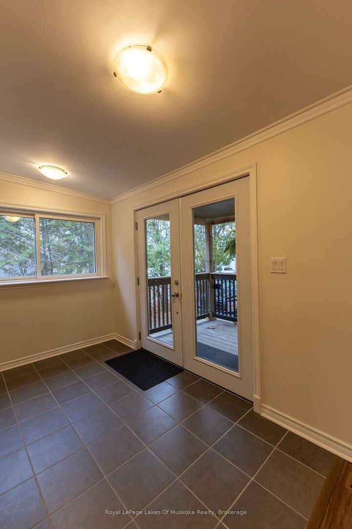 Property Photo:  40 Ewing Street  ON P1L 1C6 