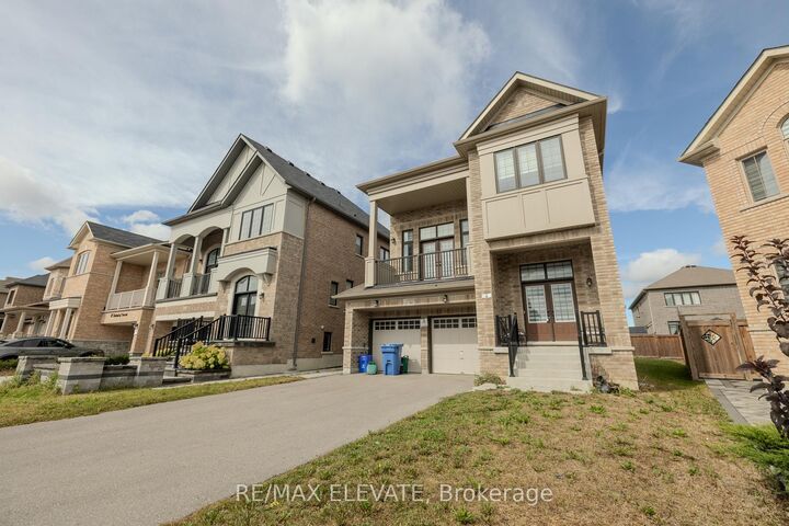 Property Photo: 99 Buttonleaf Crescent ON L4A 4P4