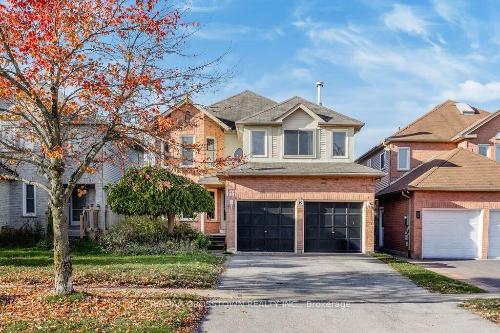 Property Photo:  135 Cardinal Street  ON L4M 6G2 