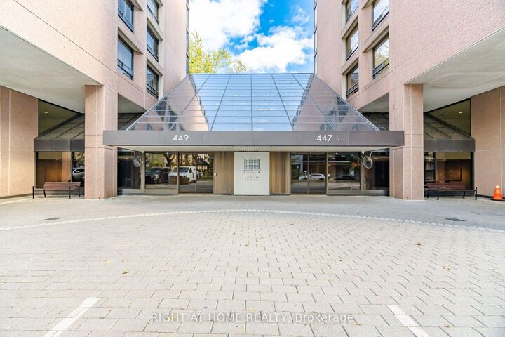 Property Photo:  447 Walmer Road 307  ON M5P 2X9 