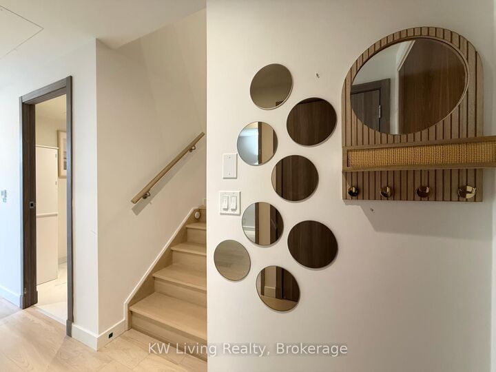 Property Photo:  27 McMahon Drive 109  ON M2K 0J2 