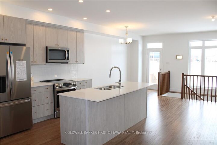 Property Photo:  527 Corretto Place  ON K2G 2Y8 