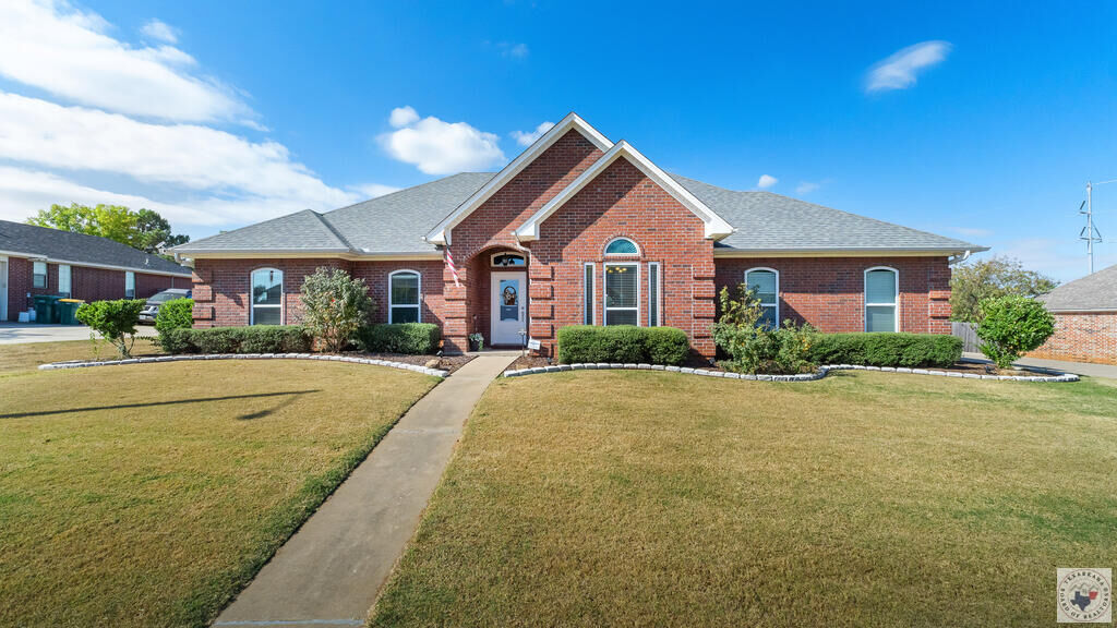 Property Photo:  5107 High Drive  TX 75503 