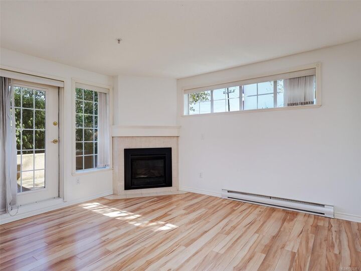 Property Photo:  1371 Hillside Ave #109  BC V8T 2B3 
