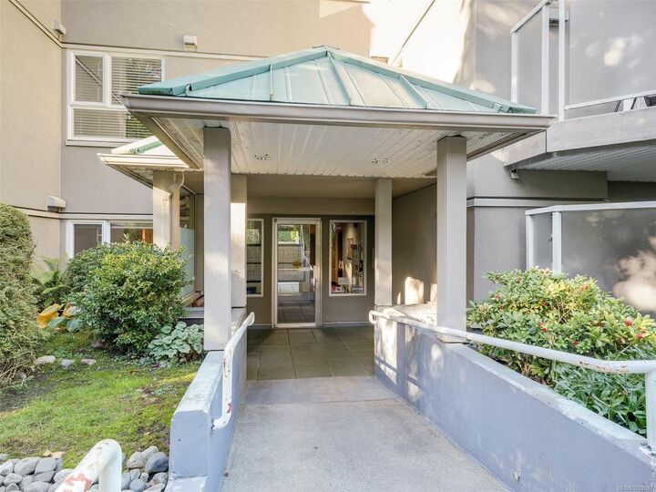 Property Photo:  2520 Wark St #114  BC V8T 5G6 