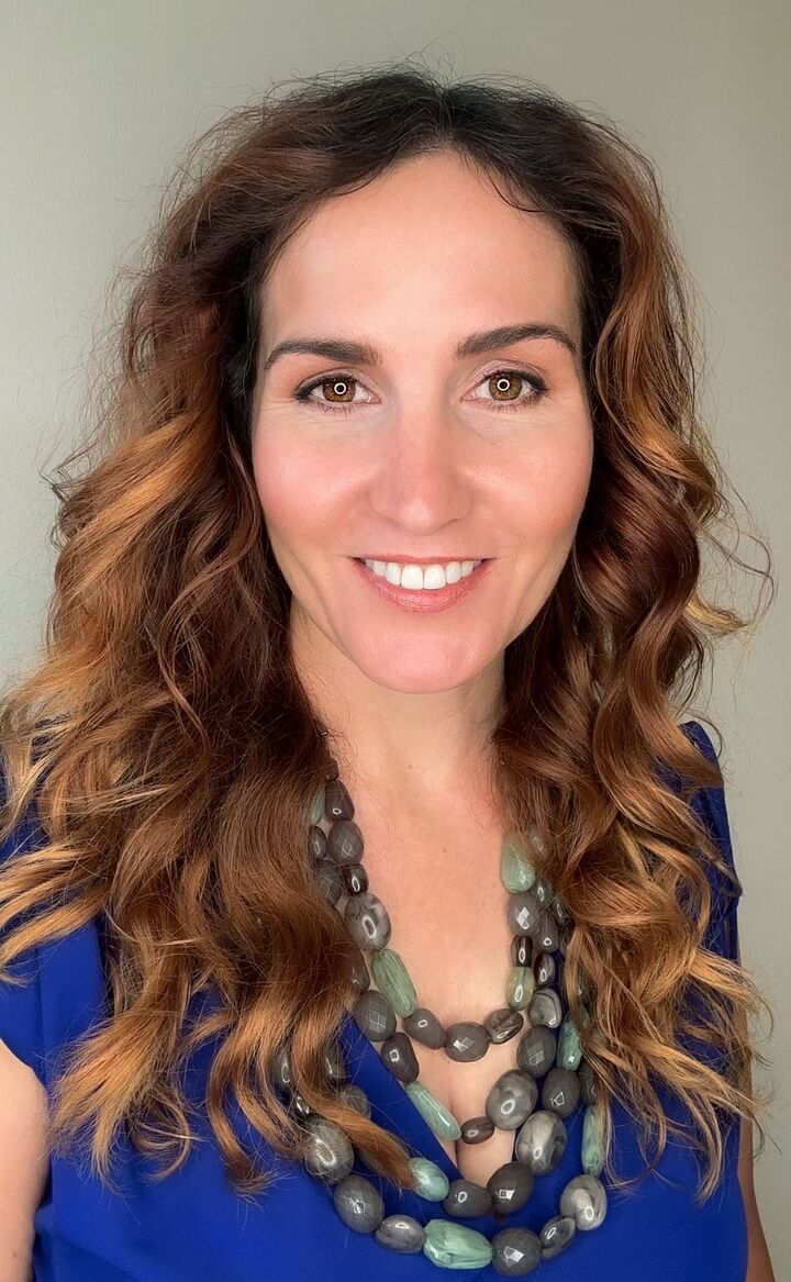 Amy Texter, Real Estate Salesperson in Simi Valley, Town Center