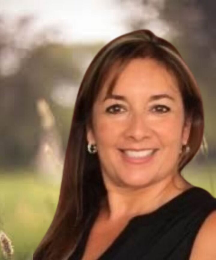 Tina Fagundes, REALTOR® in Brentwood, Icon Properties