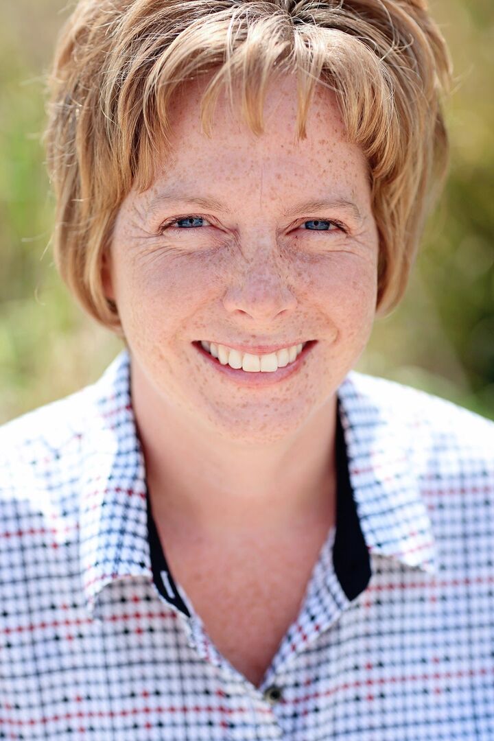 Alyssa Loots, Real Estate Salesperson in Ames, Signature Real Estate