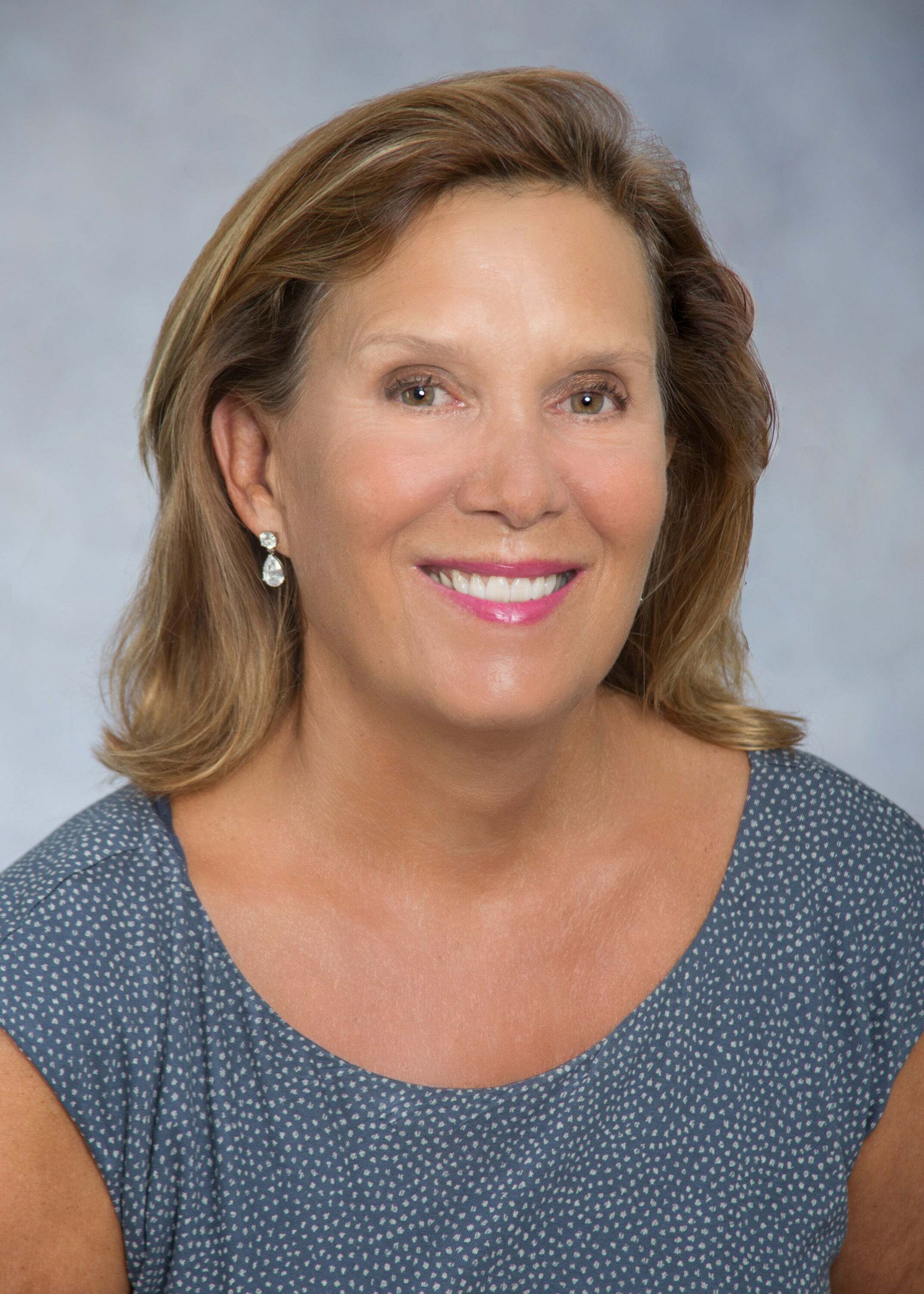 Amy Ballard, Real Estate Broker in Cary, Paracle