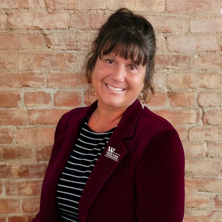 Mary Clink, PA LICENSED REAL ESTATE SALESPERSON - #RS208577L in Sayre, Warren Real Estate