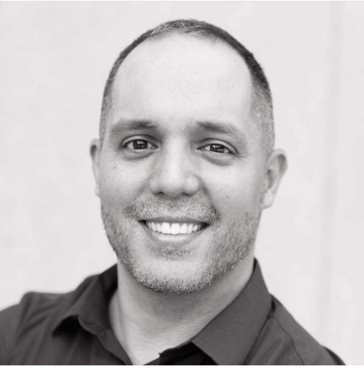 William Candelaria, Real Estate Broker in Bloomington, Scheetz