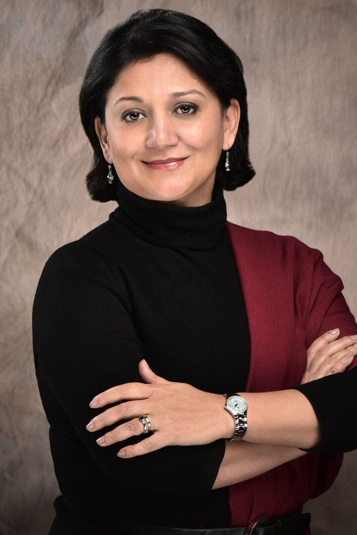 Jess Sikand, Real Estate Salesperson in Grosse Pointe Farms, Professionals