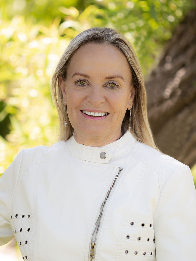Lynn Golden
