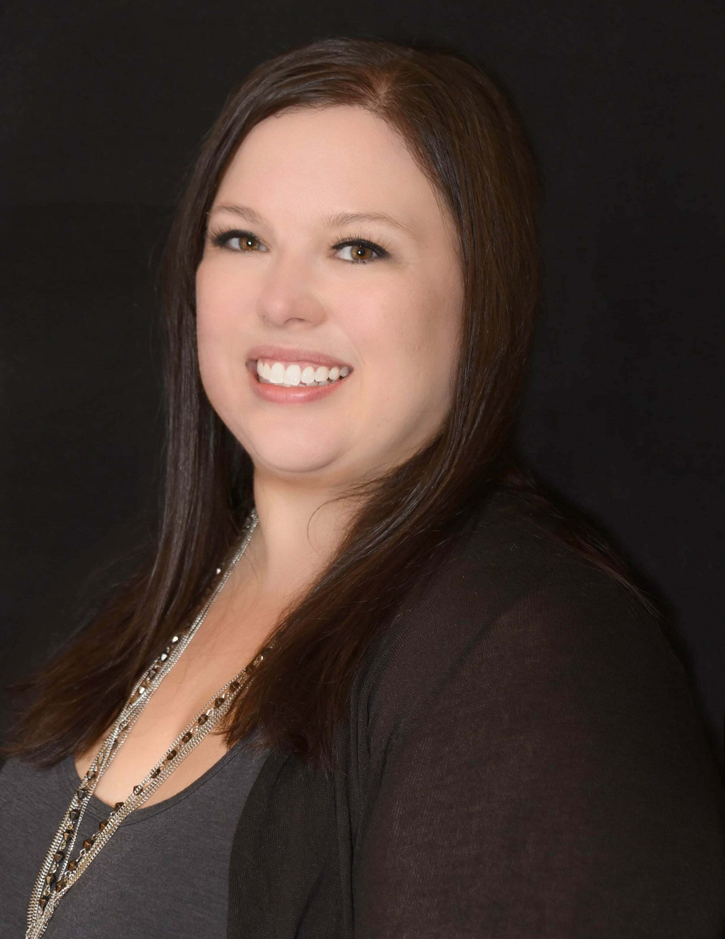 Danielle Jewell, Real Estate Salesperson in Saginaw, Signature Realty
