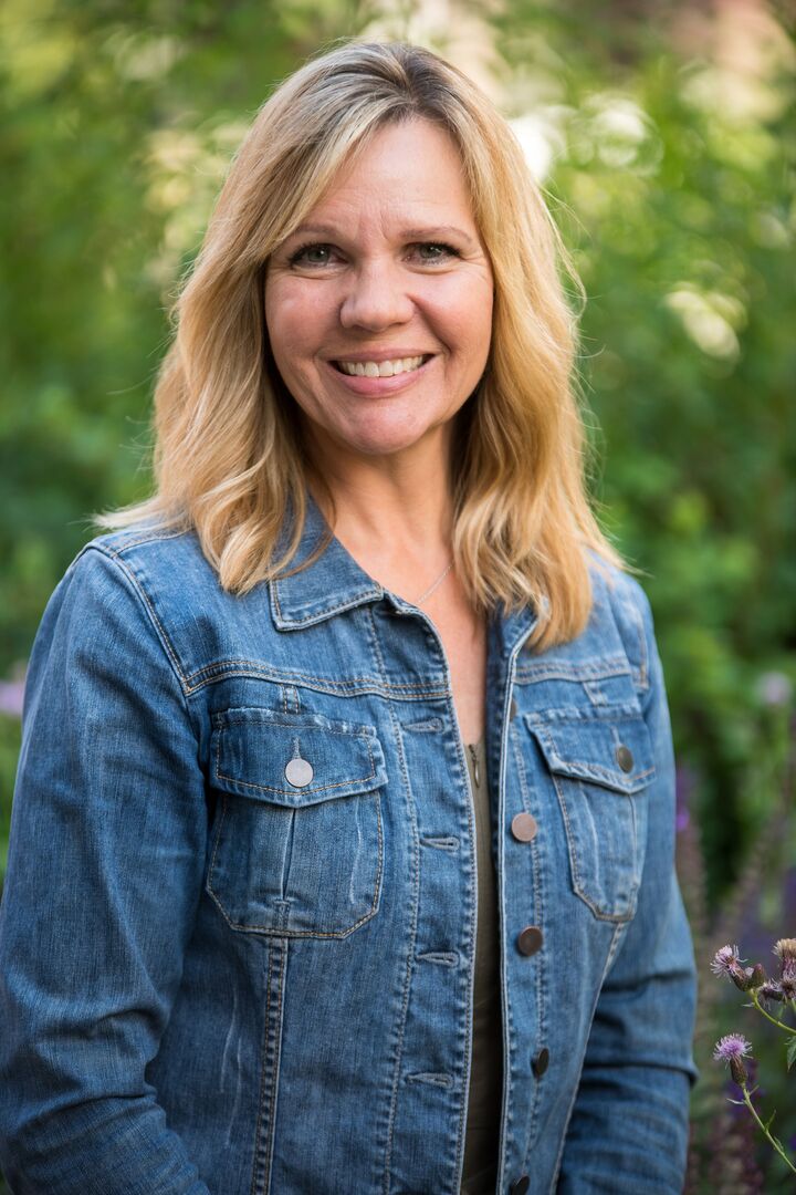 Christie Whitman, Real Estate Salesperson in Helena, Heritage Realty