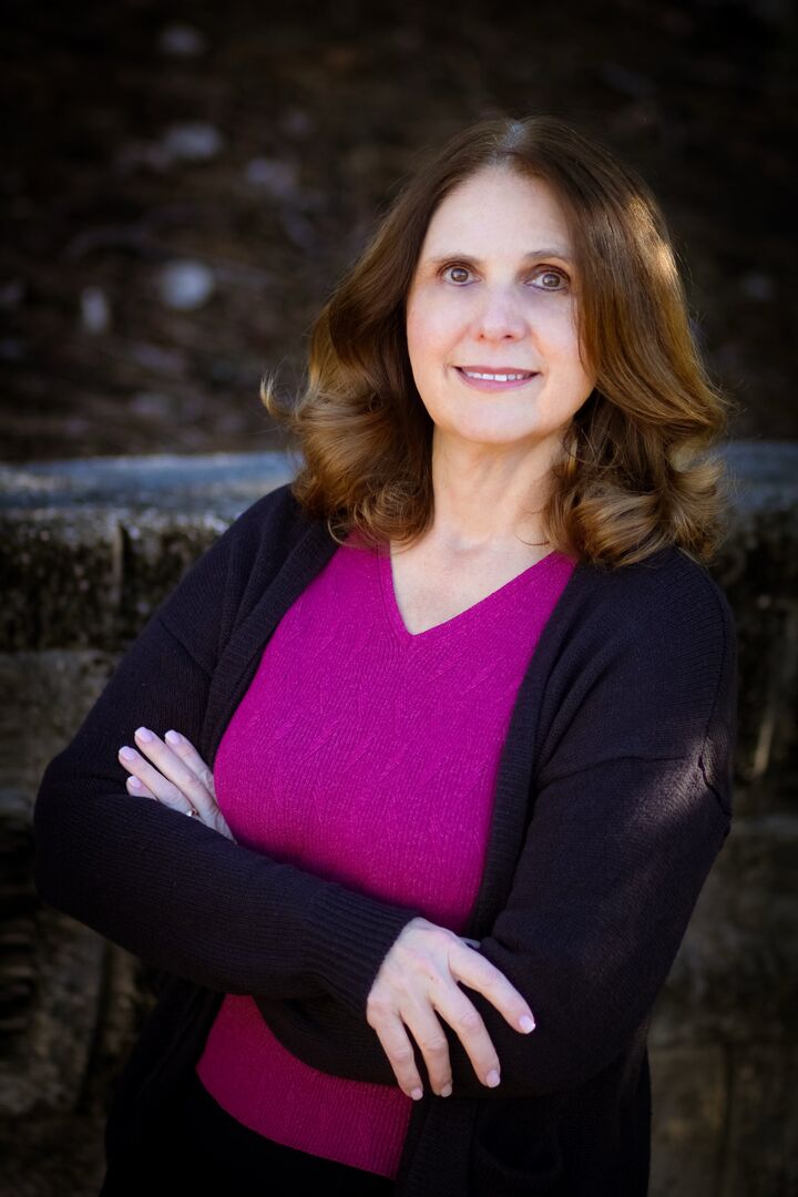 Angela Wetherall, Real Estate Broker in Charlotte, Paracle