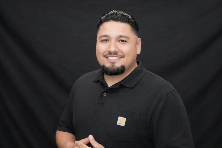 Eddie Penunuri, Real Estate Salesperson in Victorville, LEADERS