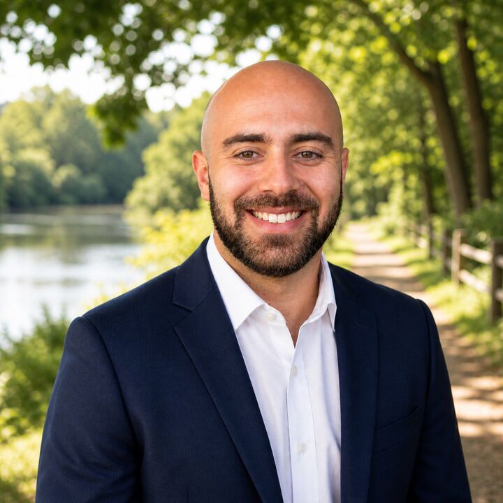 Clay Krueger,  in Bellevue, Windermere