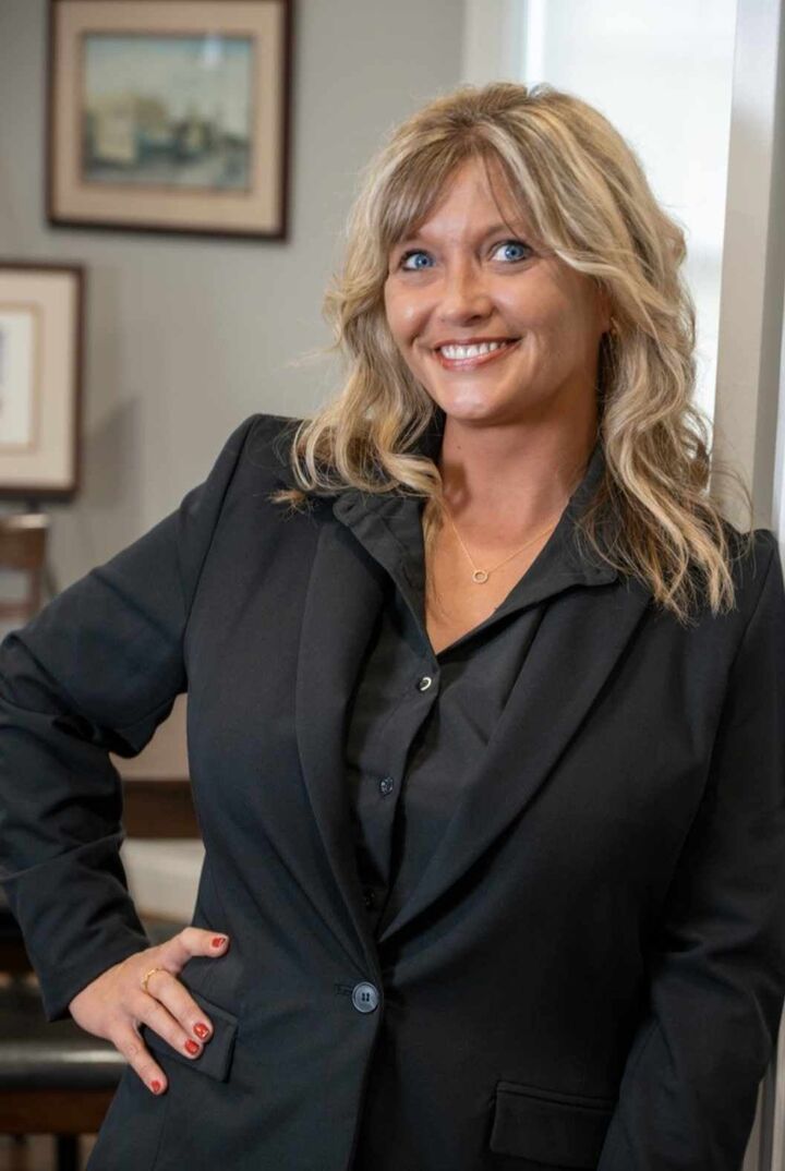 Crystal Waters, Real Estate Salesperson in Lawrenceburg, Commonwealth Real Estate