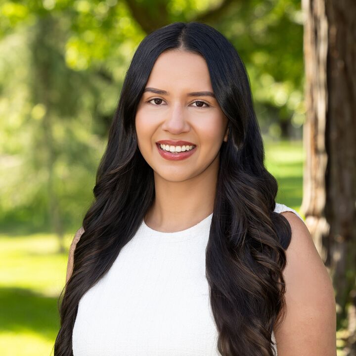Kimberly Lopez,  in San Jose, Anew Realty
