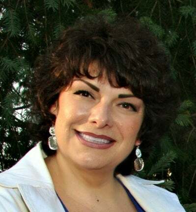 Jenny Albaz, Real Estate Salesperson in Mount Laurel, Maturo