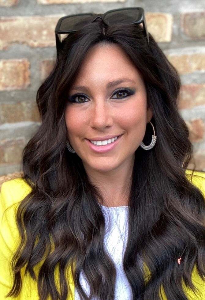 Faye Hollander, Associate Real Estate Broker in Lincolnwood, Circle