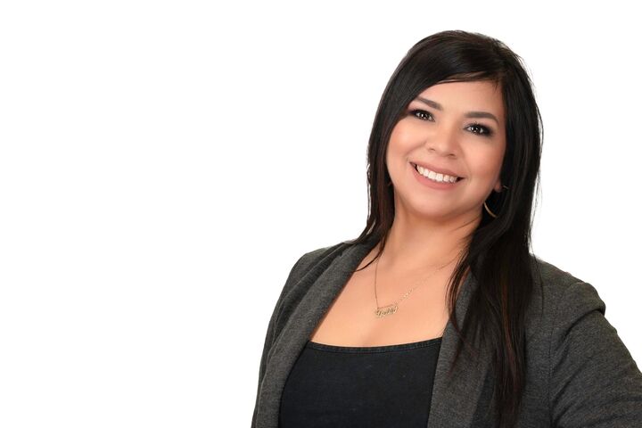 Delia Tapia, Real Estate Salesperson in Porterville, Jordan-Link