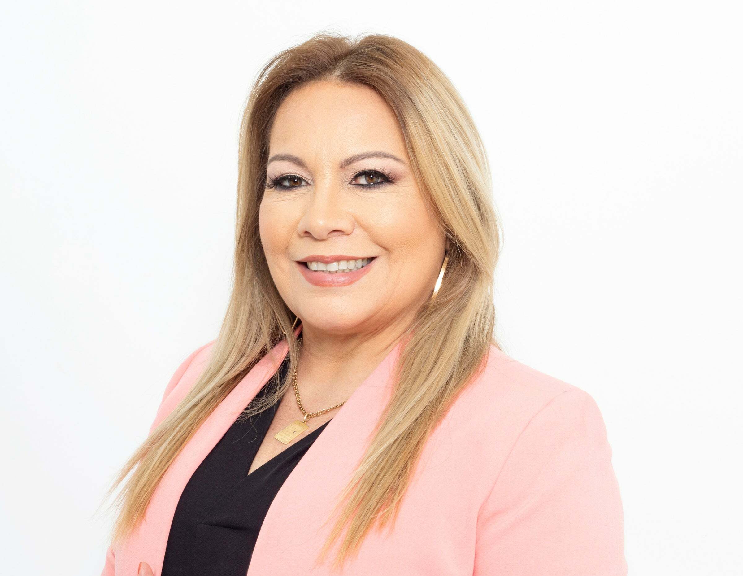 Yajaira Sanchez, Real Estate Salesperson in Miami, World Connection