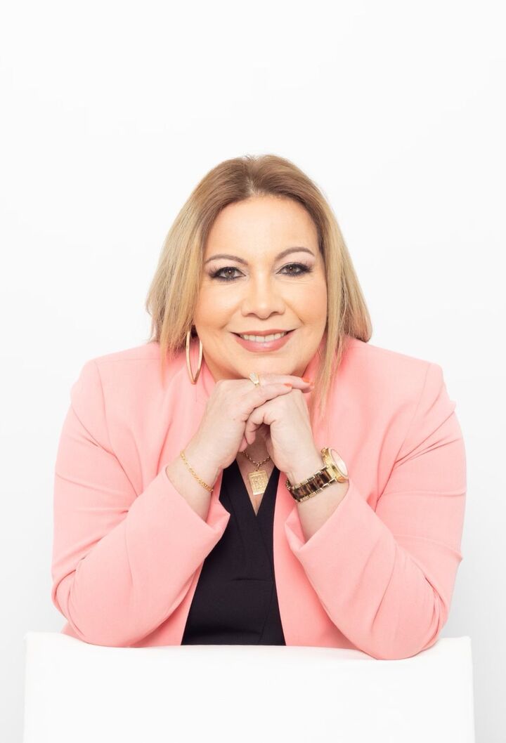 Yajaira Sanchez, Real Estate Salesperson in Miami, World Connection