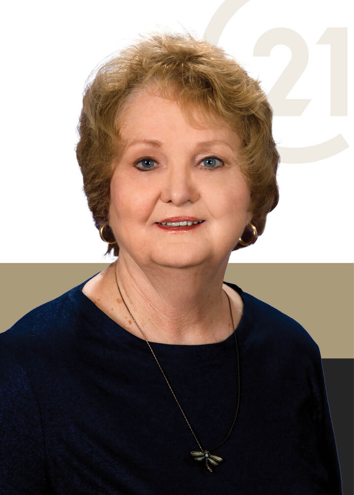 Pat McKee,  in Lake Charles, Bessette Flavin