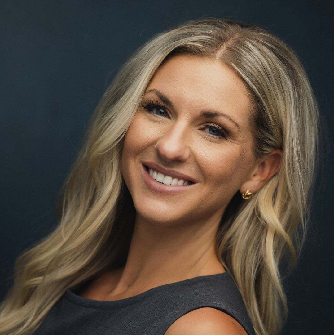 Sara Price-Presslaff, Real Estate Broker in Bloomington, Scheetz