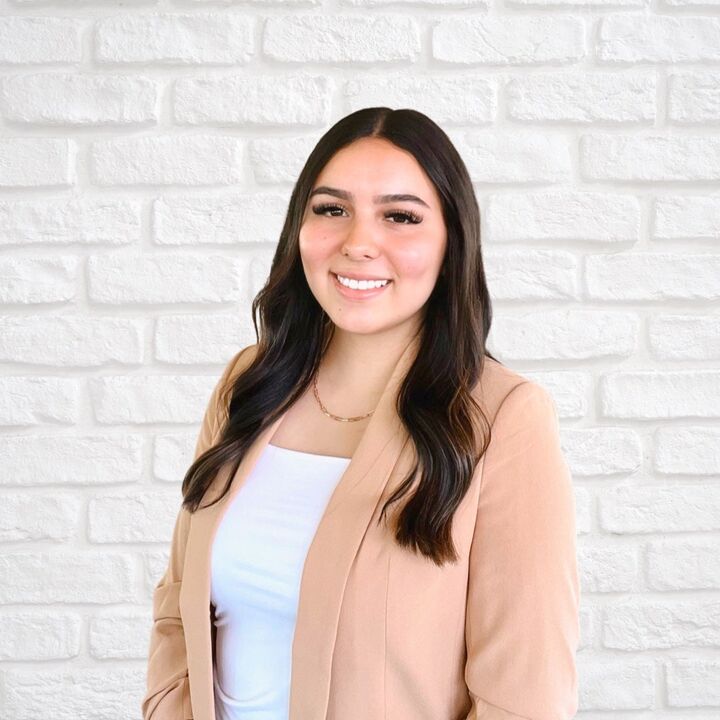 Pricilla Gutierrez, Real Estate Salesperson in Visalia, Jordan-Link