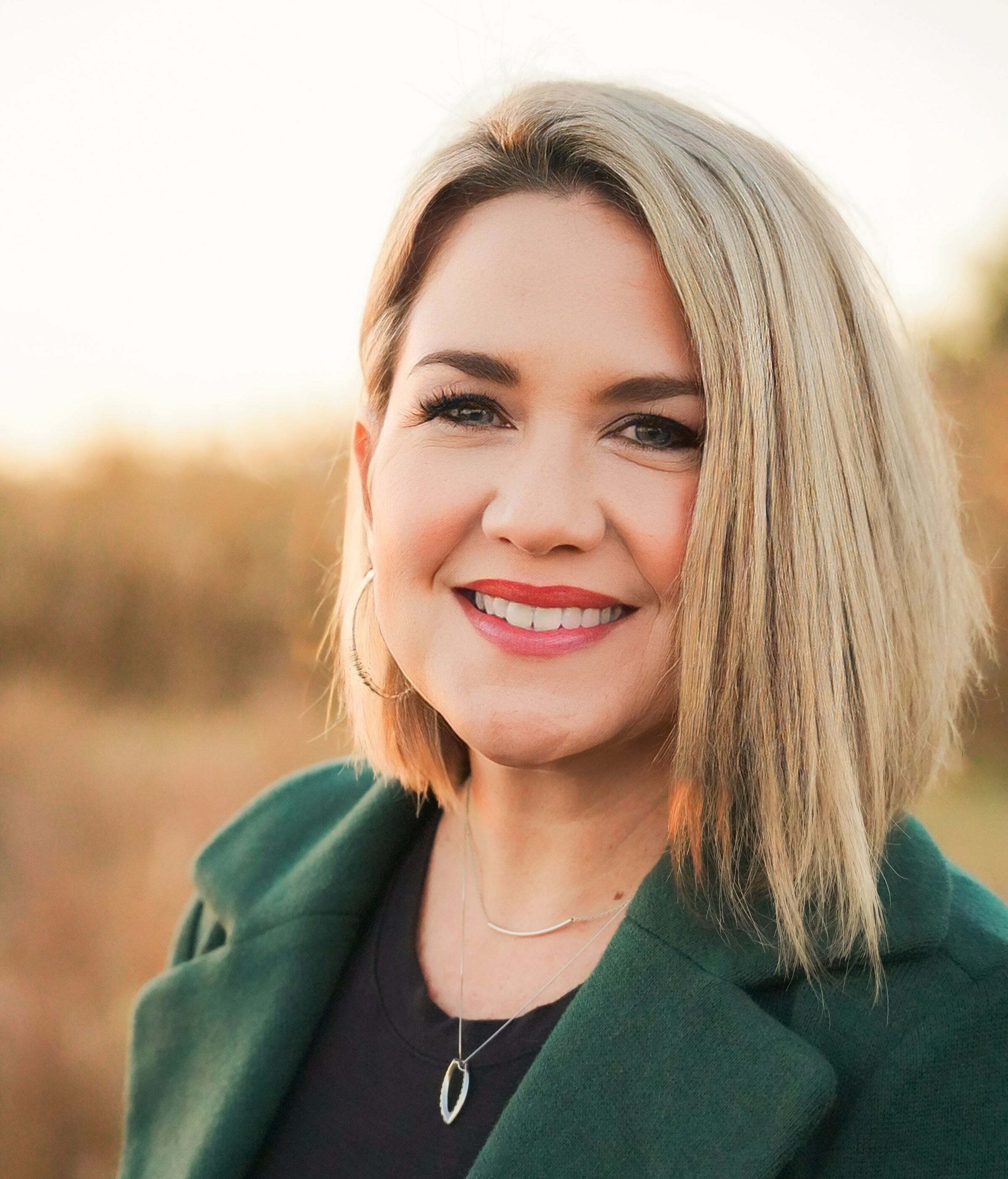 Laura Osborn, Real Estate Salesperson in Elkhorn, The Good Life Group