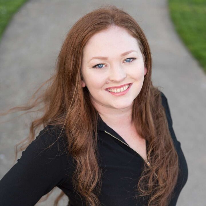 Maraya Maxson, Real Estate Broker in Eugene, Equinox