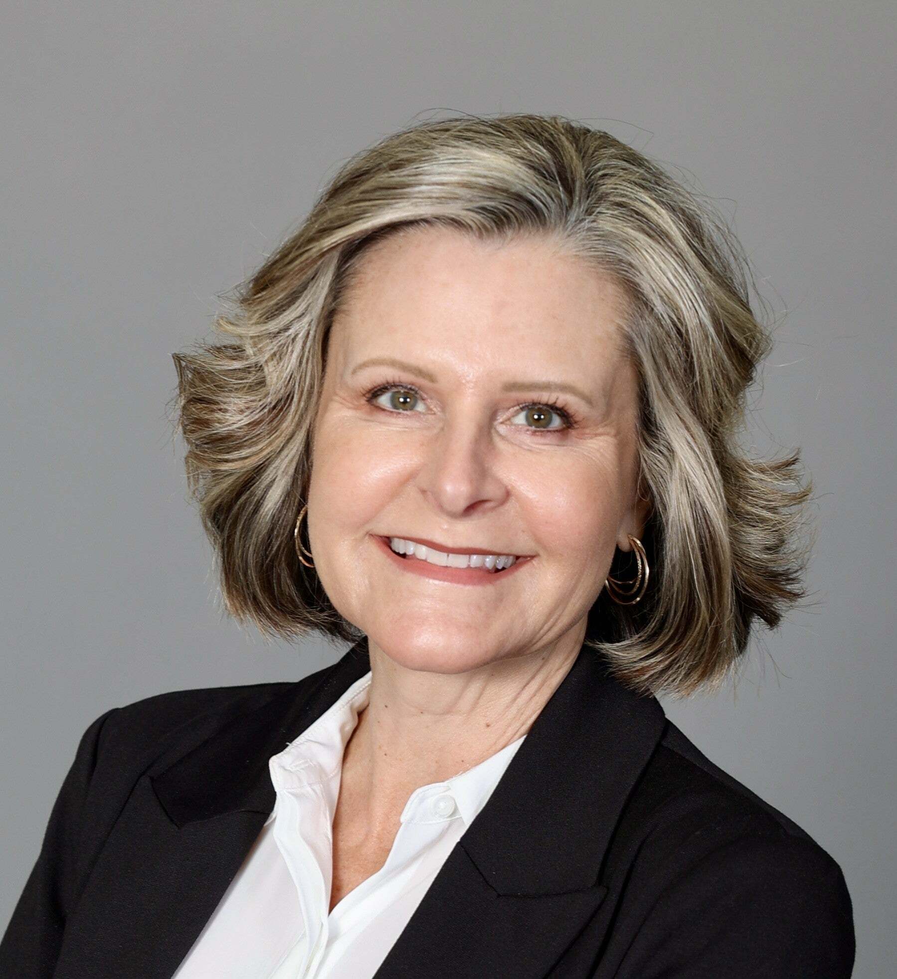 Angel OConnell, Real Estate Salesperson in Dayton, Heritage