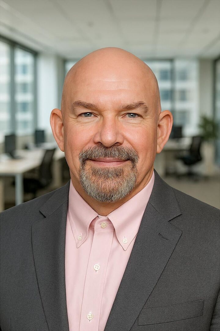 Frank Robey,  in Stafford, Elite